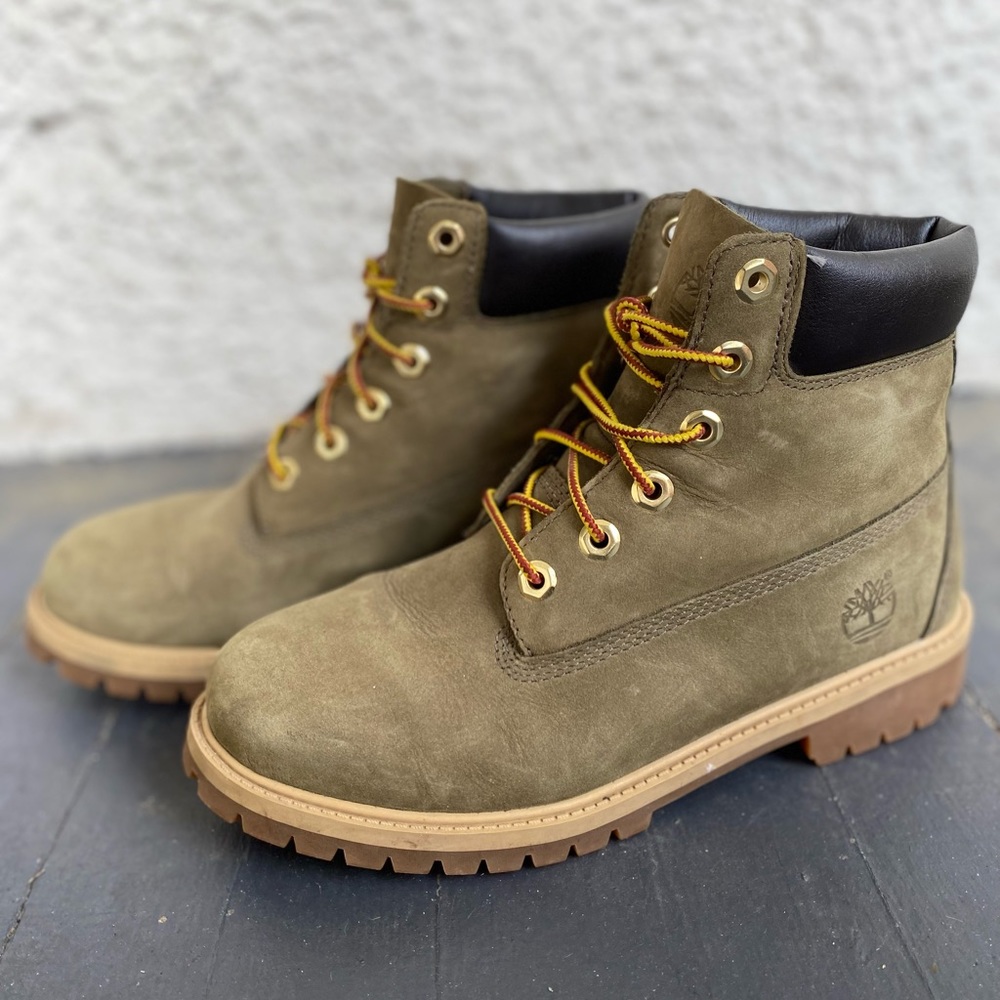 Green Timberlands size 9 women’s, 7 men’s